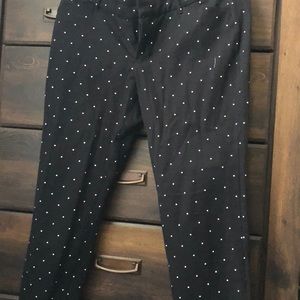 Old Navy Pixie cut pants